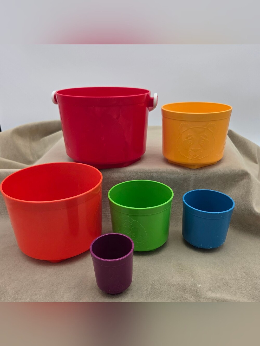 Vintage Tuppertoys Rainbow Colors Nesting Buckets 6 Beach Sand Toys Tupperware